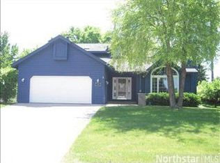 17195 Daniel Ln, Eden Prairie, MN 55346