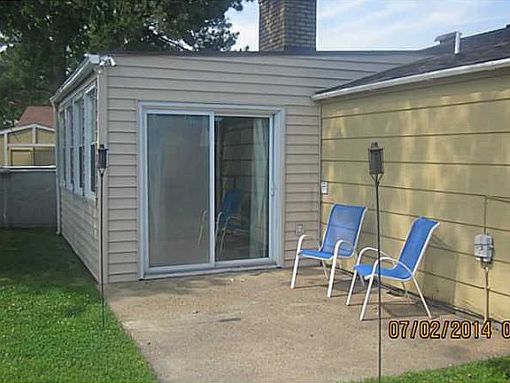 4th image of 1220 Rockwood Ct