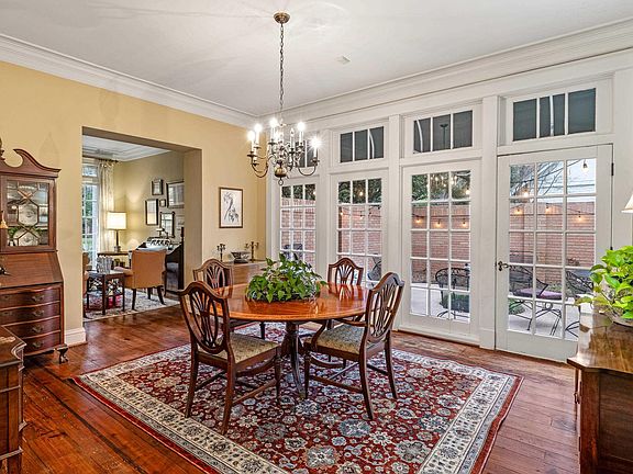 5th image of 2904 River Oaks Dr