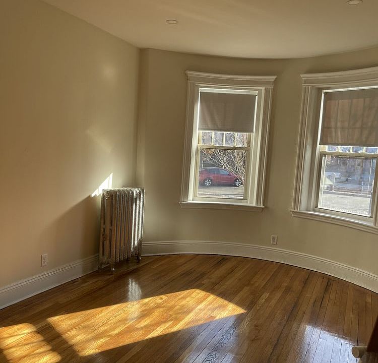 1st image of 1786-1790 Beacon St #1