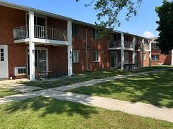 1810 Queenswood Dr APT P, Findlay, OH 45840