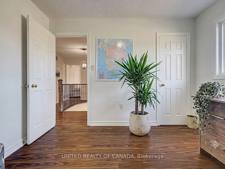 615 Sandford St — Photo 30