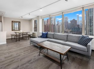 1355 N Sandburg Ter APT 1101, Chicago, IL 60610