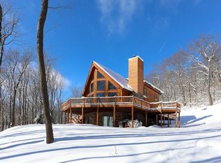 2120 County Line Rd, Seven Springs Resort, PA 15622