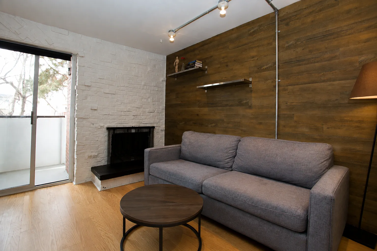 1270 N Marion Street — Photo 4