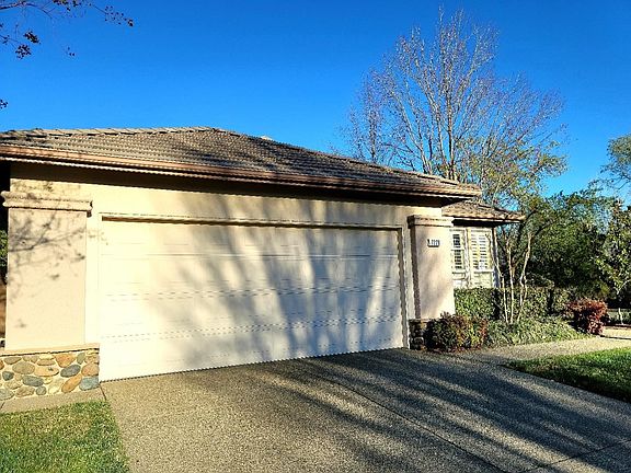 4th image of 1229 Blackberry Cir