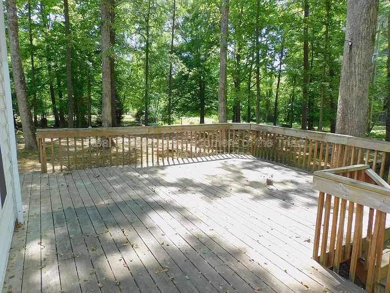 7185 Avenbury Cir — Photo 27