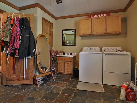 21st image of 367 Junius Lee Rd