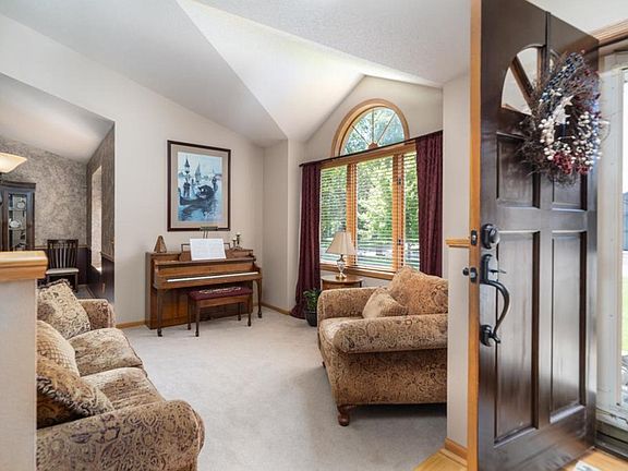 5th image of 1859 118th Ave NE