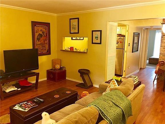 3rd image of 3201 Saint Charles Ave APT 103