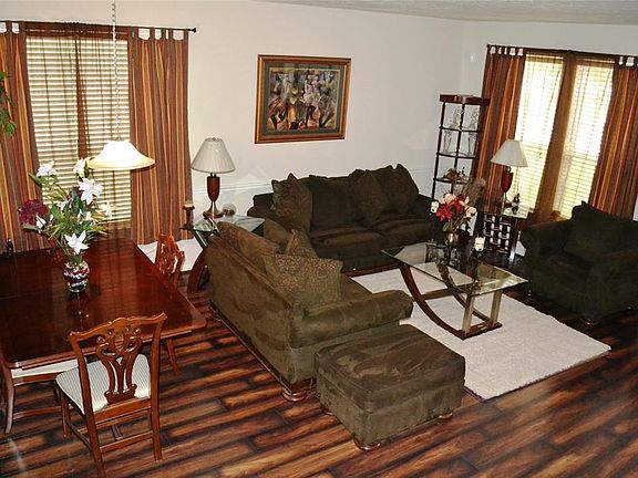 5th image of 4204 Summer Ln