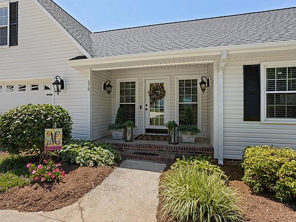 4th image of 670 Old Mill Rd