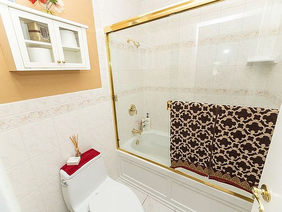 4th image of 1235 Parker Pl Unit 3A