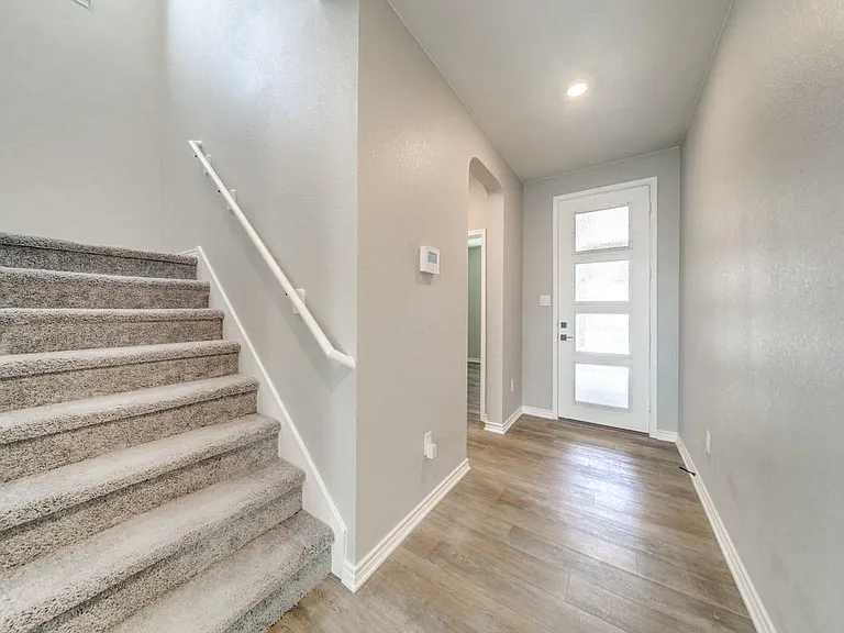 26006 Los Mirasoles — Photo 5