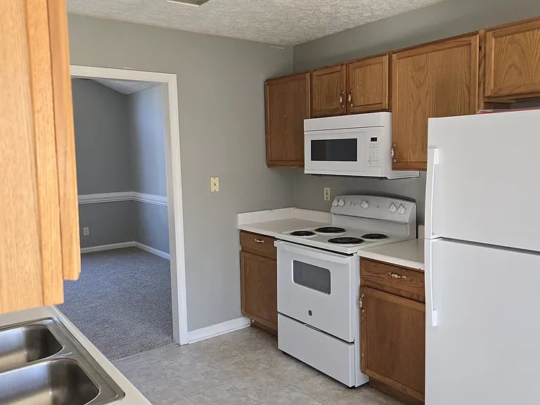 515 Killeen Rd — Photo 12