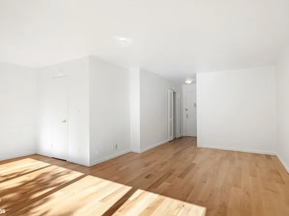 170 W End Ave APT 7C, New York, NY 10023