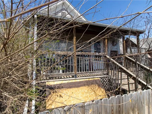 1731 Center St, Saint Joseph, MO 64503