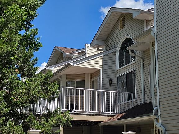 4th image of 70 Academy Ct