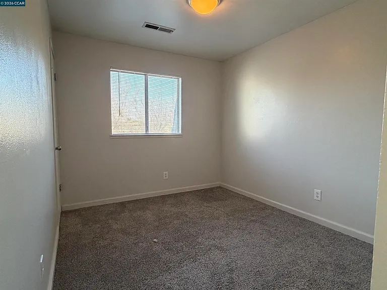 1648 W North Bear Creek Dr — Photo 14
