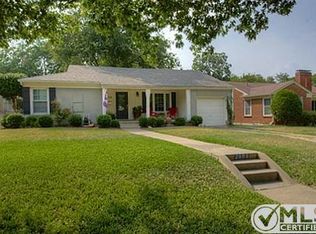 2808 Ryan Place Dr, Fort Worth, TX 76110