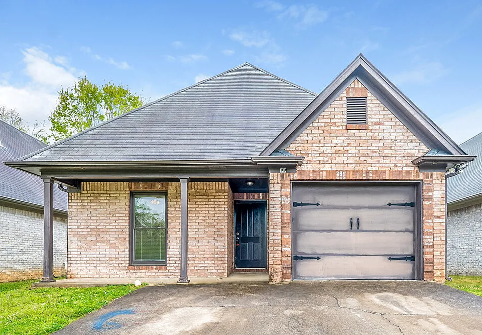 99 Springdale Dr