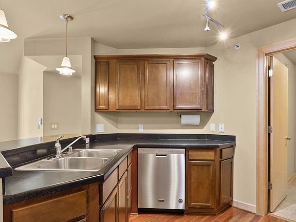 5th image of 8253 Mayo Dr Unit 305