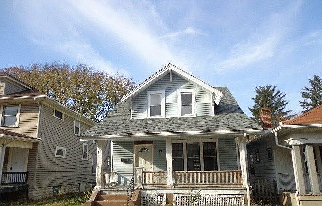 1st image of 41 E Parkwood Dr