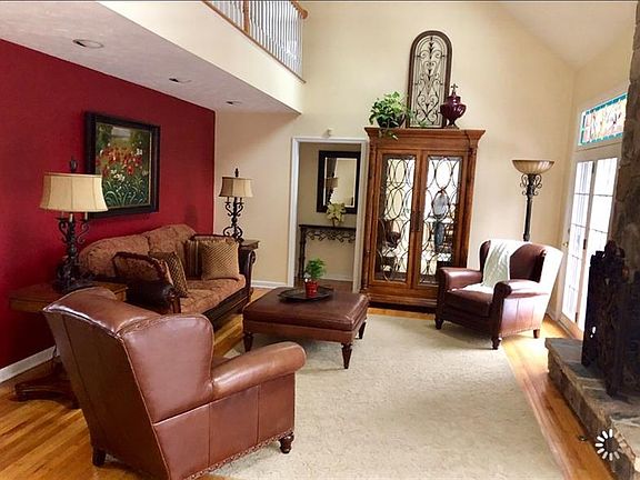 4th image of 123 Bel Aire Dr