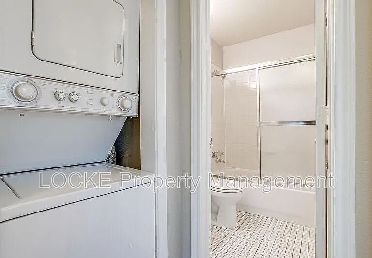 3419 S University Dr #B — Photo 18