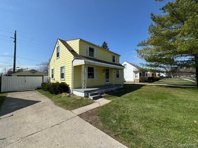 31779 Chester St, Garden City, MI, 48135
