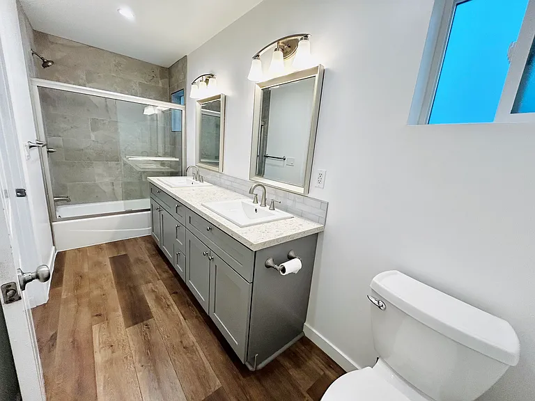 13231 Jefferson Ave #B — Photo 9