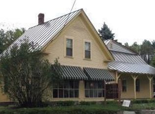 83 Grove St, Peterborough, NH 03458