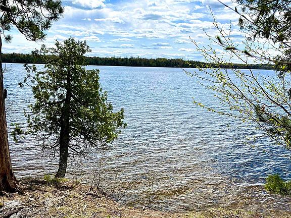 2nd image of 10493 Lake Dr