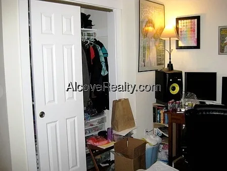 Highland Ave — Photo 7