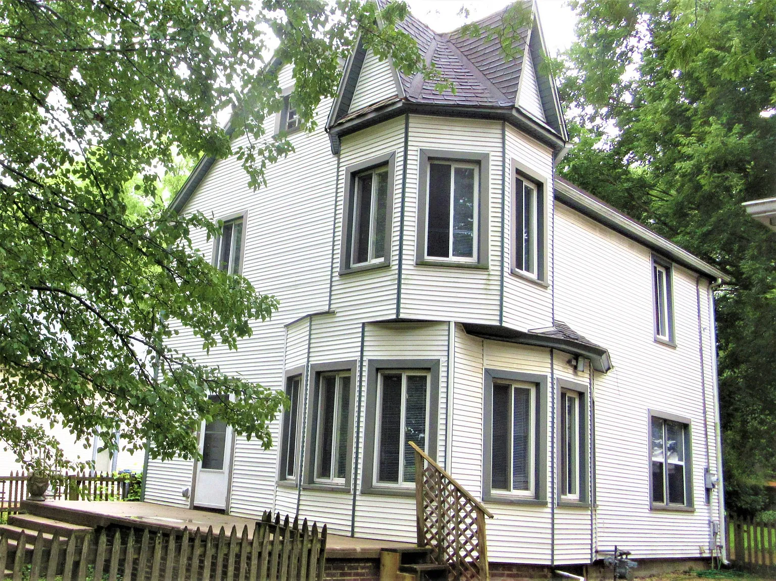 309 W Vine St photo 1