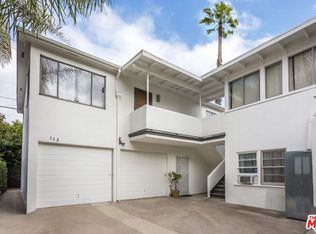 322 Huntley Dr #1/2, Los Angeles, CA 90048