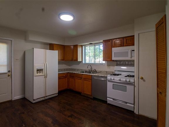 3rd image of 1735 Kay Dr