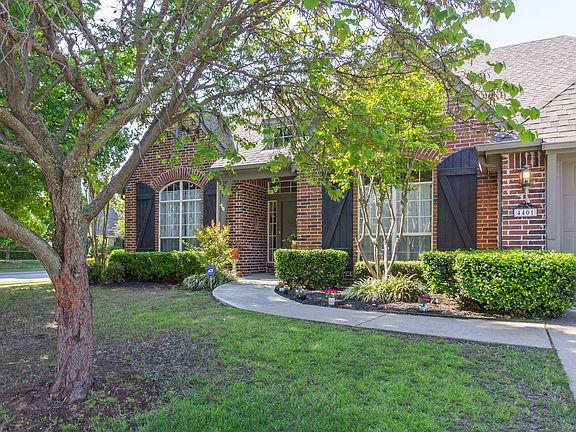 Manicured Lawn with Mature Trees