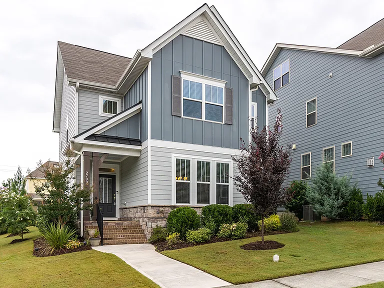 2709 Jockeys Ridge Trce — Photo 1