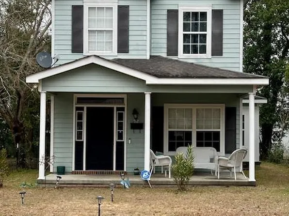 712 S Main St, Fitzgerald, GA 31750