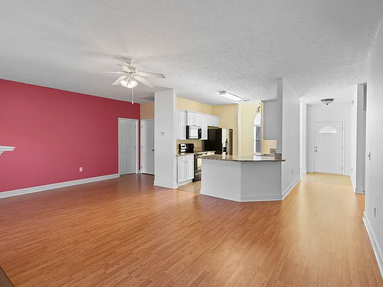 634 Kalypso Cir — Photo 5