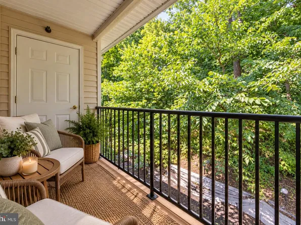 131 E 1st Ave Unit 16, Collegeville, PA 19426