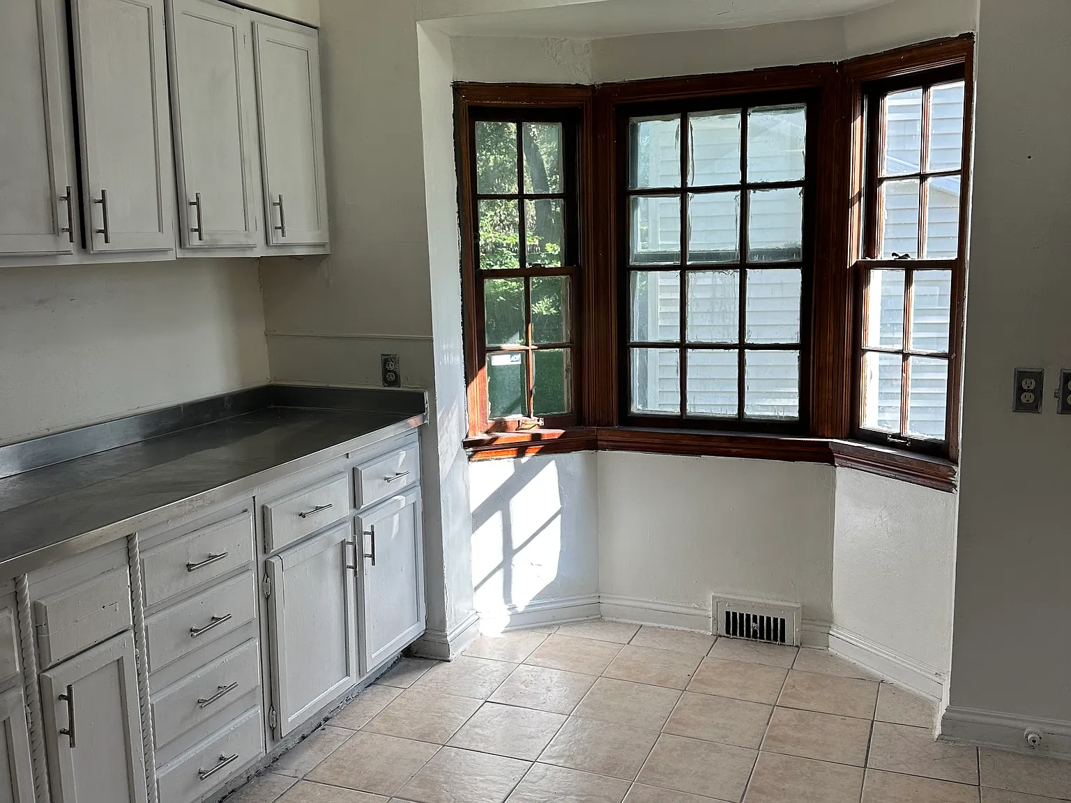 3 bed, 1658 sqft, $1,650 — Photo 4