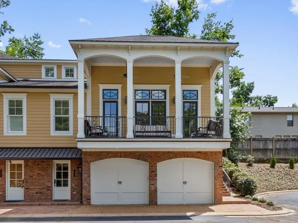 421 N 11th St Unit 104, Oxford, MS 38655