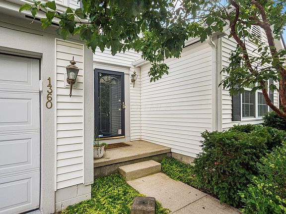 2nd image of 1360 Great Hunter Dr