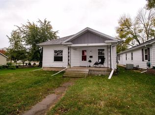 211 Hartman Ave, Waterloo, IA 50701