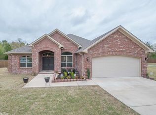 17100 Crooked Oak Dr, North Little Rock, AR 72120