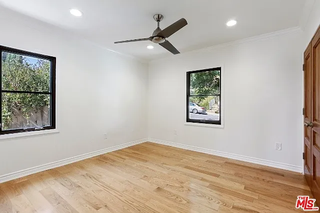 1420 Ashland Ave — Photo 16