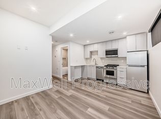 6411 93rd St NW #BASEMENT, Edmonton, AB T6E 3B1