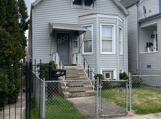 3815 N Whipple St, Chicago, IL 60618